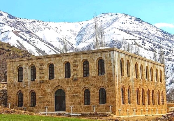 qesra-nehri.jpg