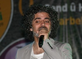 Mehemed Akbaş - Ez Waxtê Xo de Nîyo